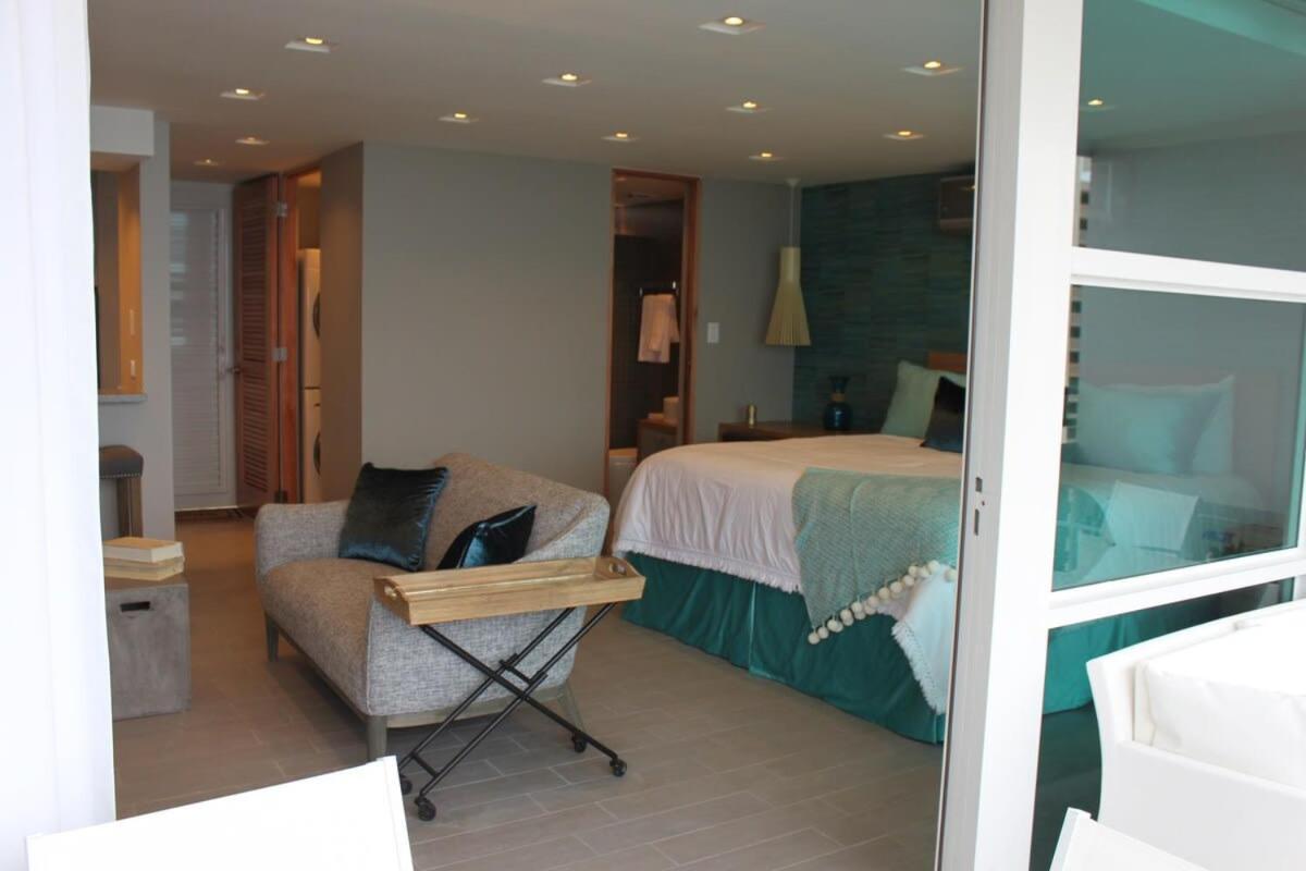 Enchanted 17 Jewel Beachfront Luquillo -Pool Экстерьер фото